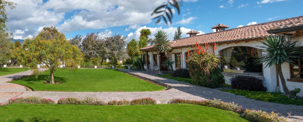 Hotel Hacienda Abraspungo Riobamba Kültér fotó